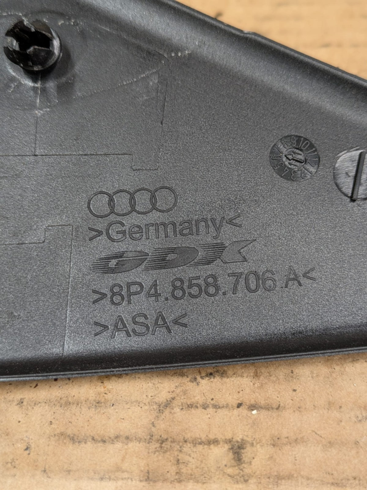 2011 Audi A3 S Line Right Driver Side Wing Mirror Cover | 8P4858706A