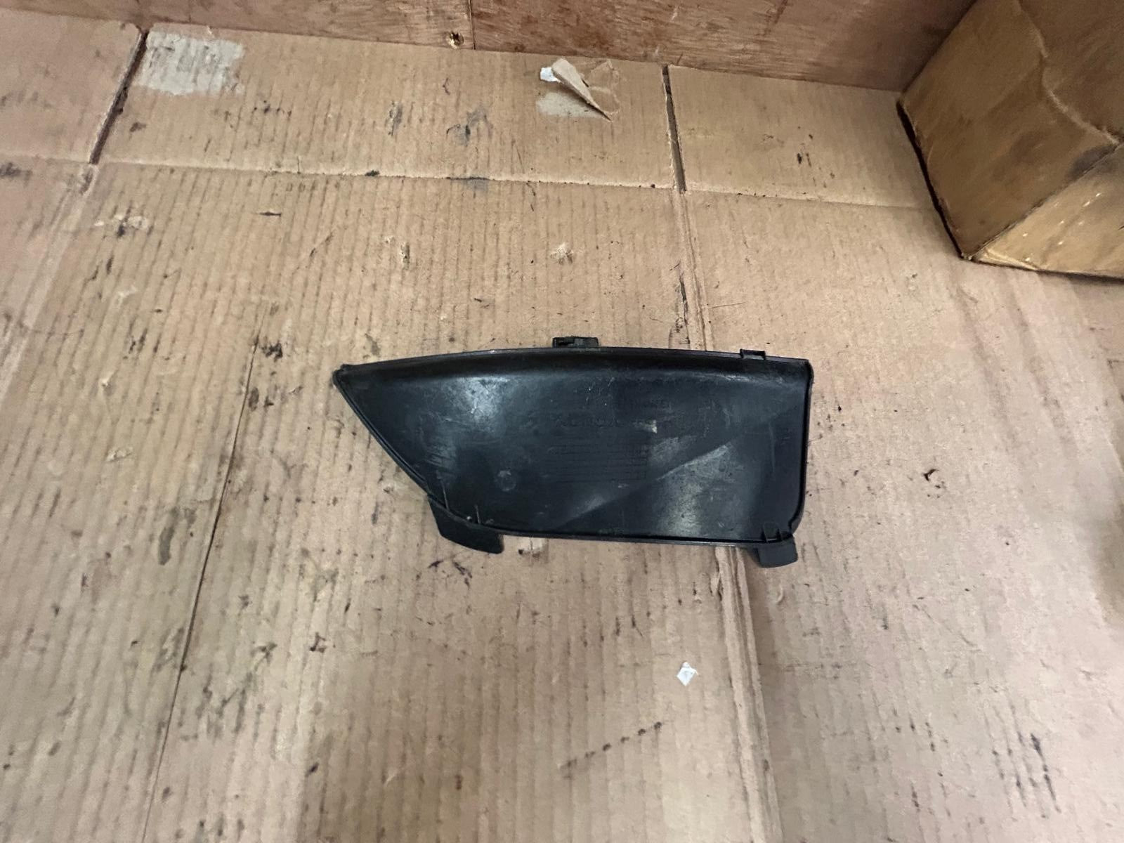 2015 Honda PCX 125 WW 125 Maintenance Plug Lid  Battery Cover | 64434-K35-V000