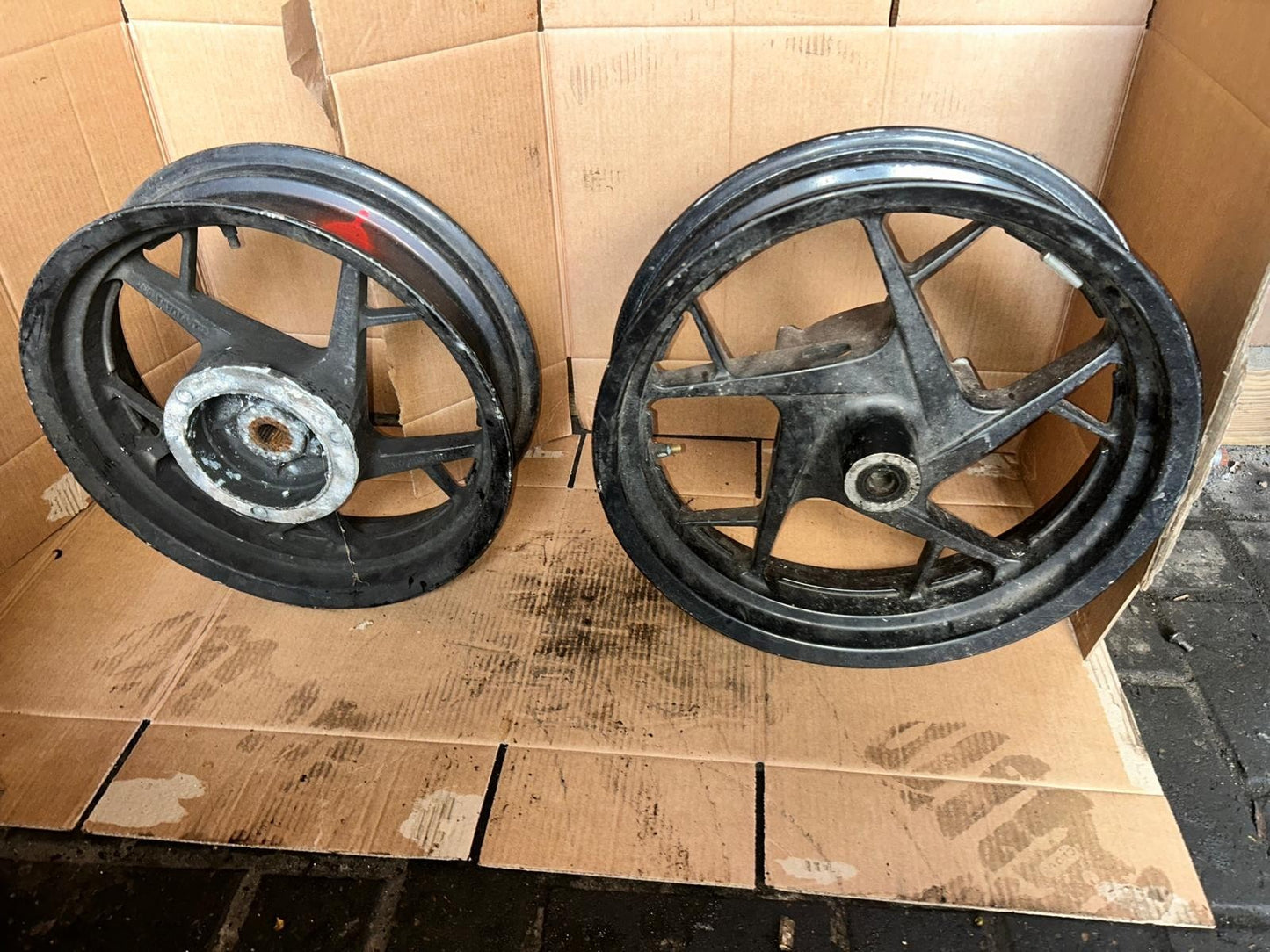 Yamaha Xmax 125 Front and Rear Wheels