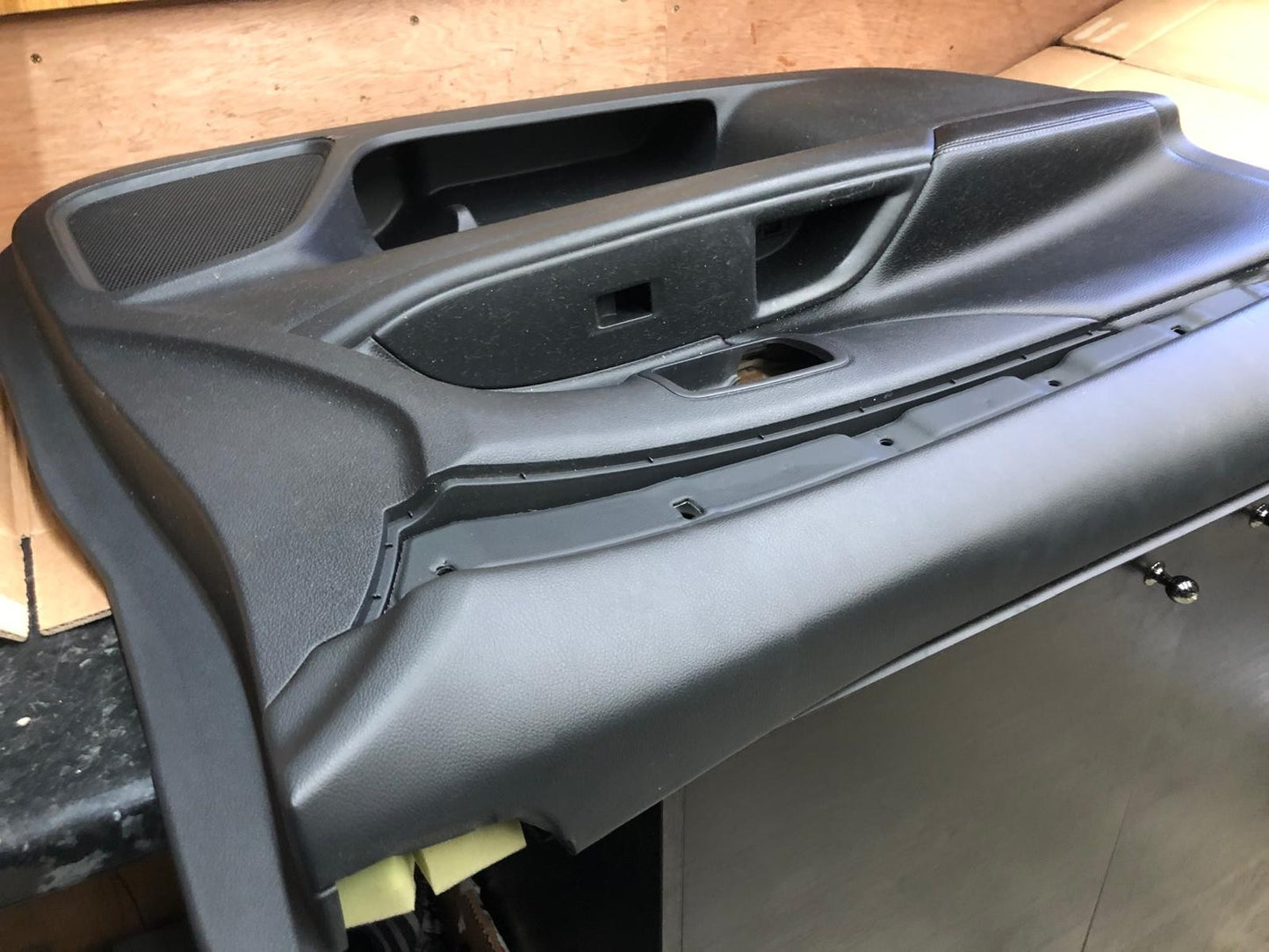 2014 Mitsubishi Outlander GX 4h PHEV Front Left Door Card | 7221B923XC