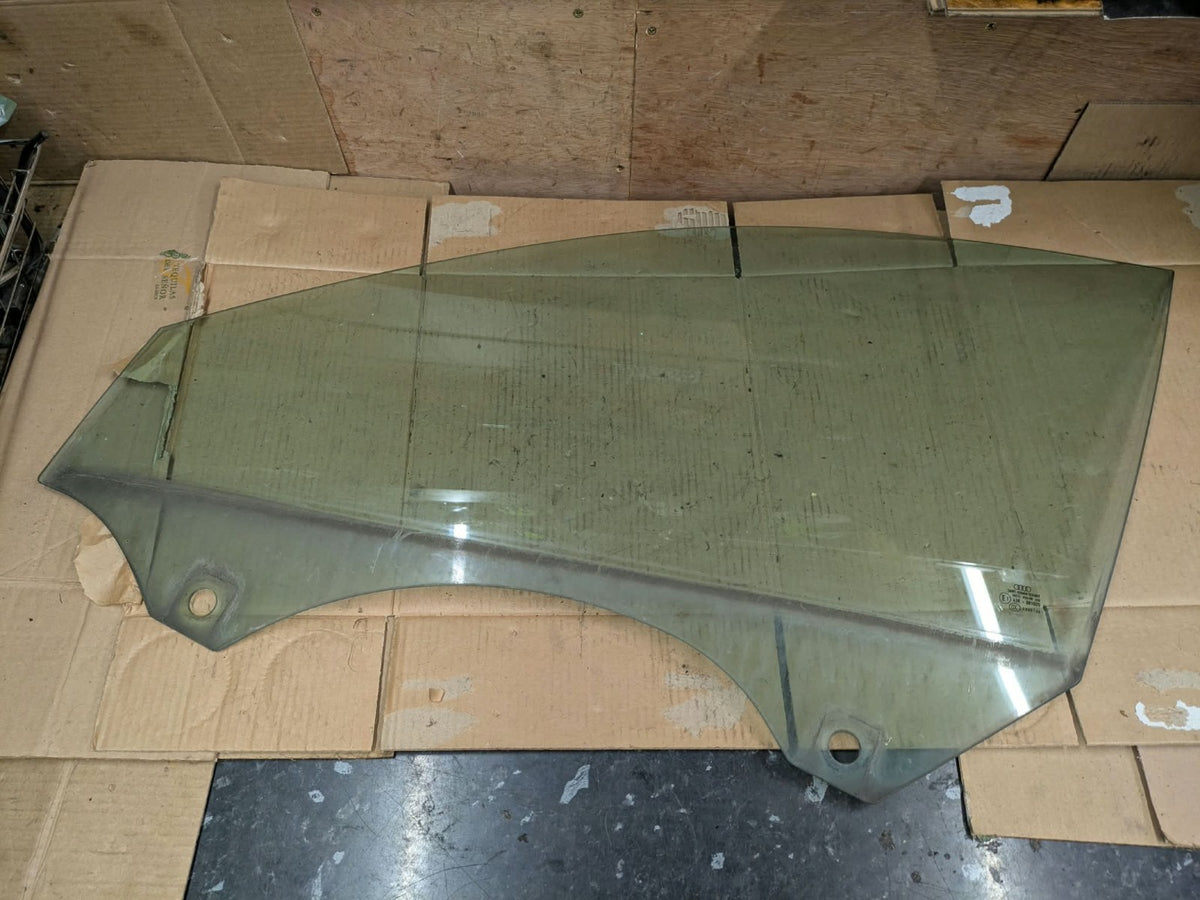 2011 Audi A3 S Line Front Right Driver Side Window Glass | 43R-001025
