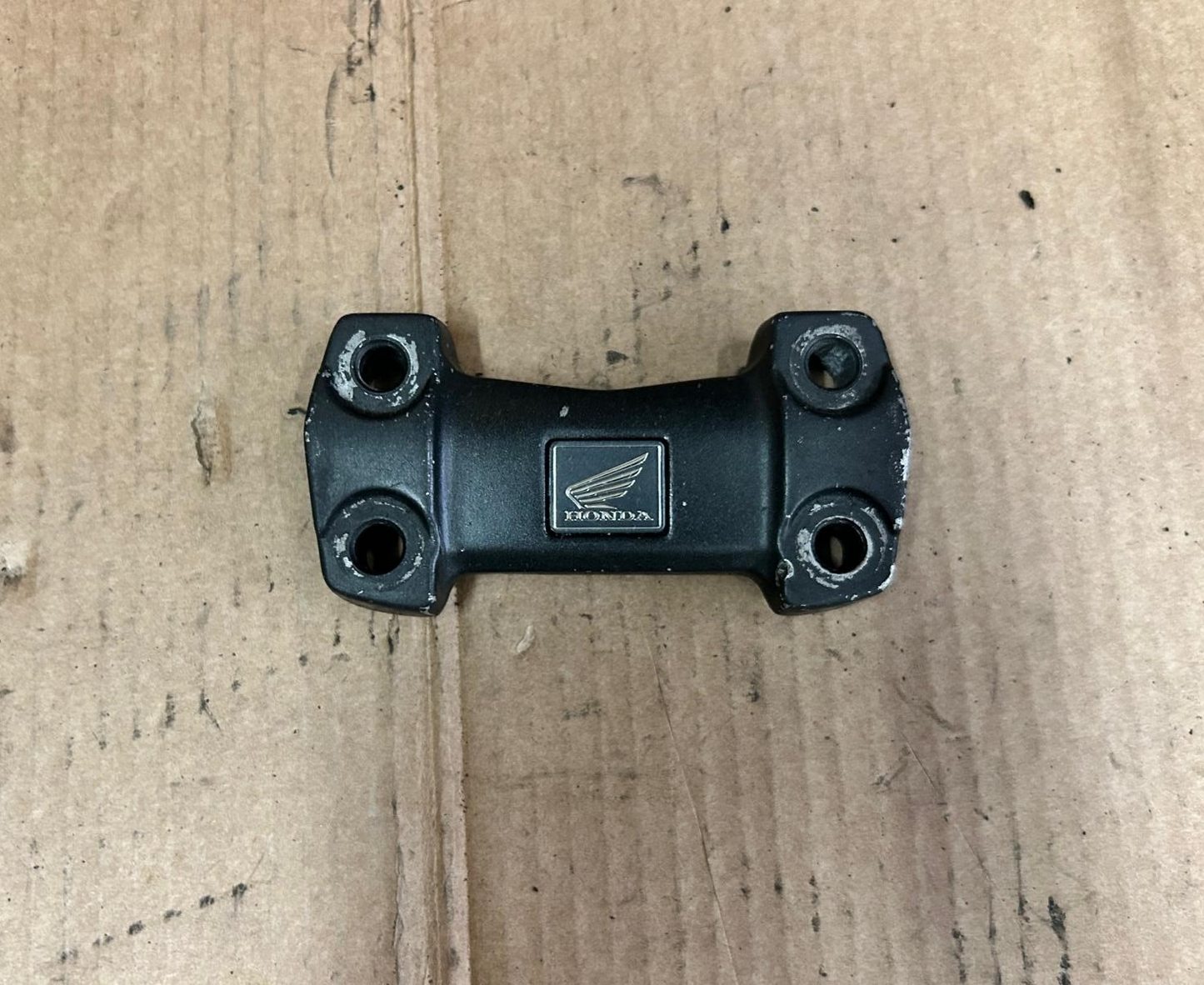 Honda NC, CBF Handlebar Top Clamp