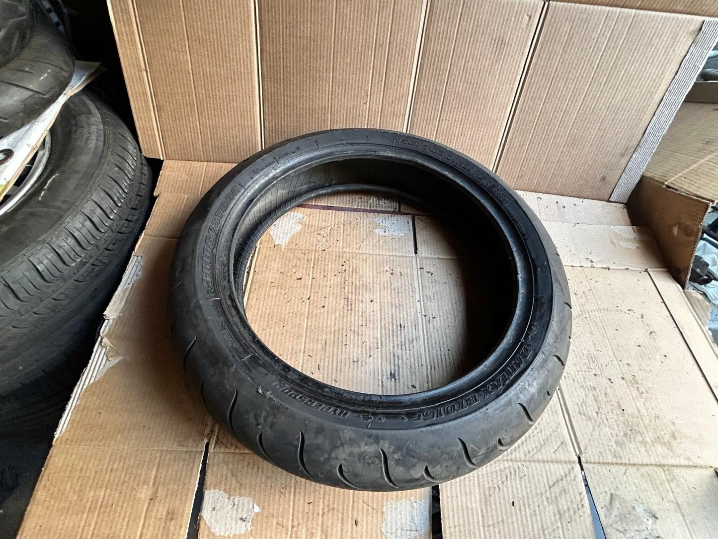 Bridgestone Battlax BT016R Hypersport Motorcycle Tyre 130/70/16