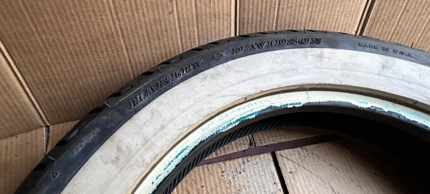 Dunlop D402F MT90B16 72H Harley Davidson Motorcycle Tyre