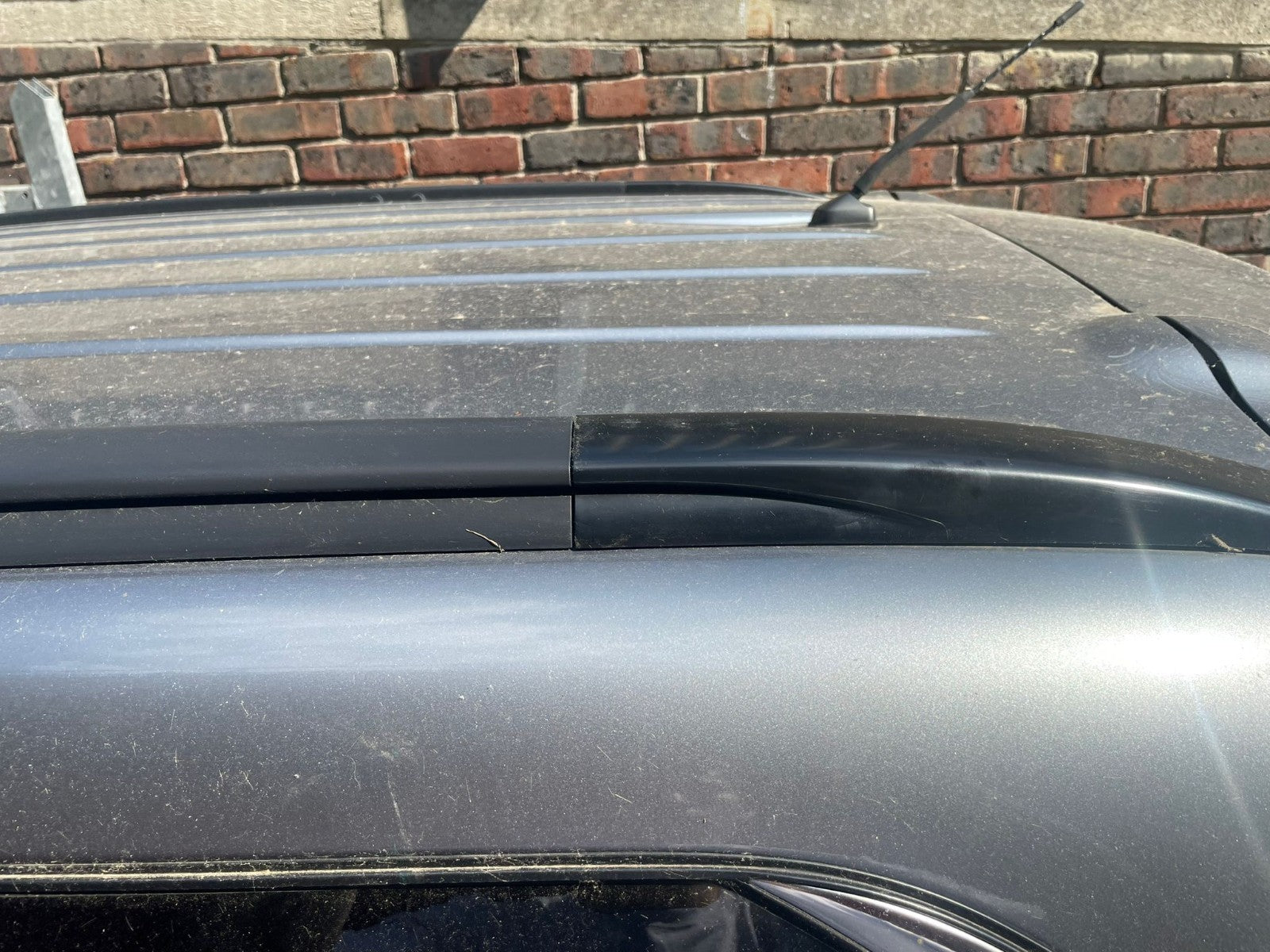 2014 Mitsubishi Outlander GX 4h PHEV Roof Rail