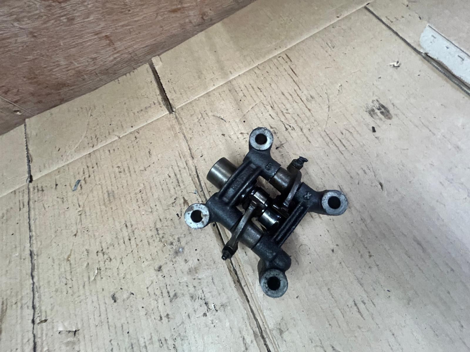 Honda FES 125 S-Wing Camshaft