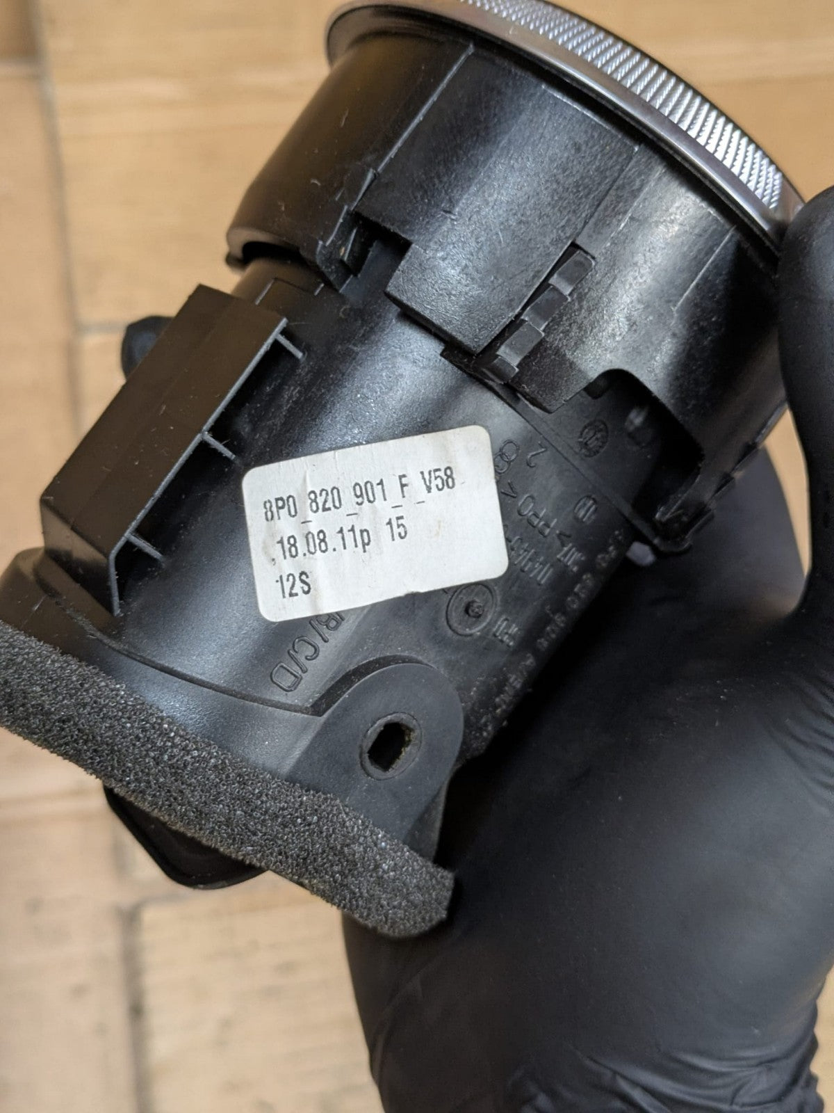 2011 Audi A3 S Line Dashboard Air Vent | 8P0820901F