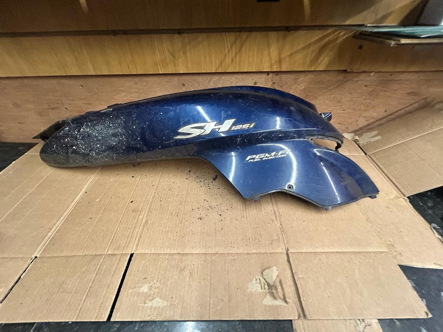 Honda SH 125 Left & Right Body Cover Panels | 83500-KTFA-6400