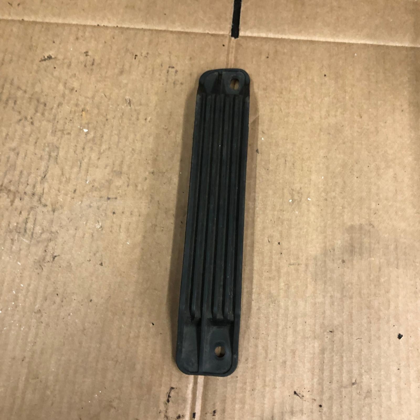 Vespa GT / GTS Battery Holder Bracket Rubber Clamp