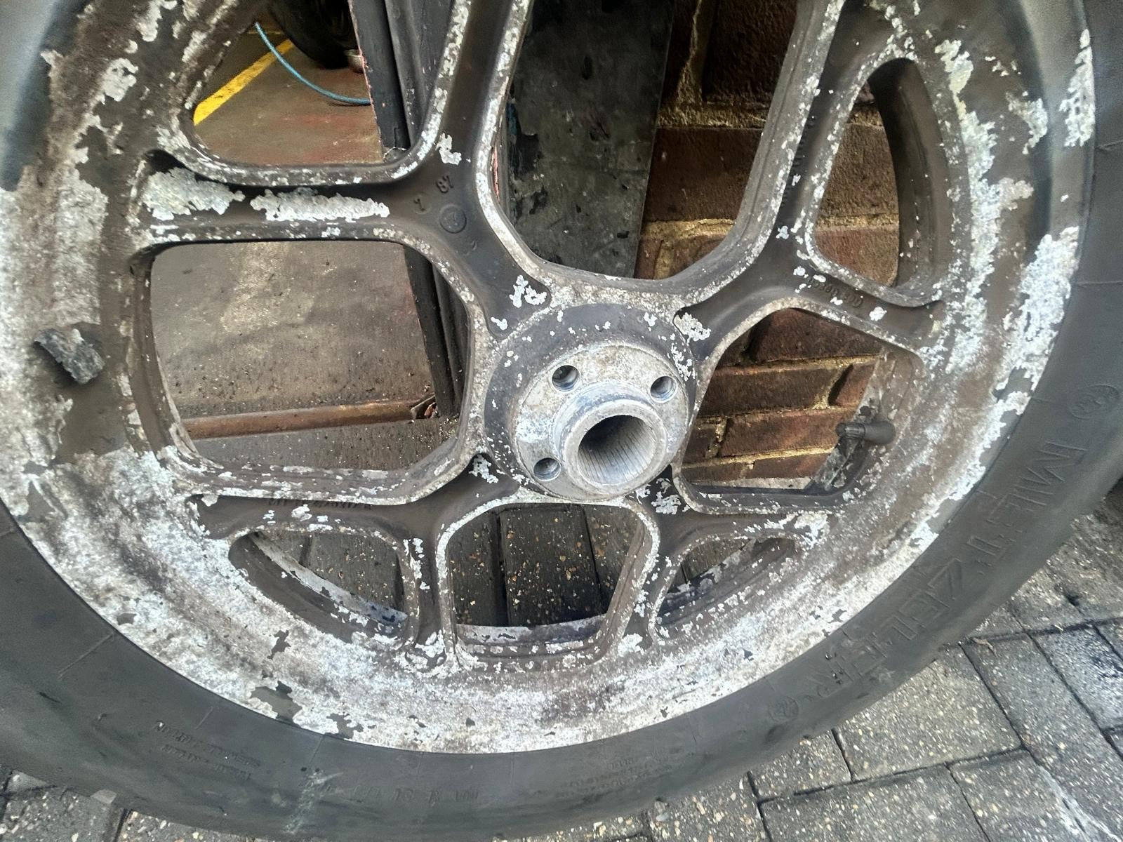 1985 - 1995 BMW K75s Rear Wheel
