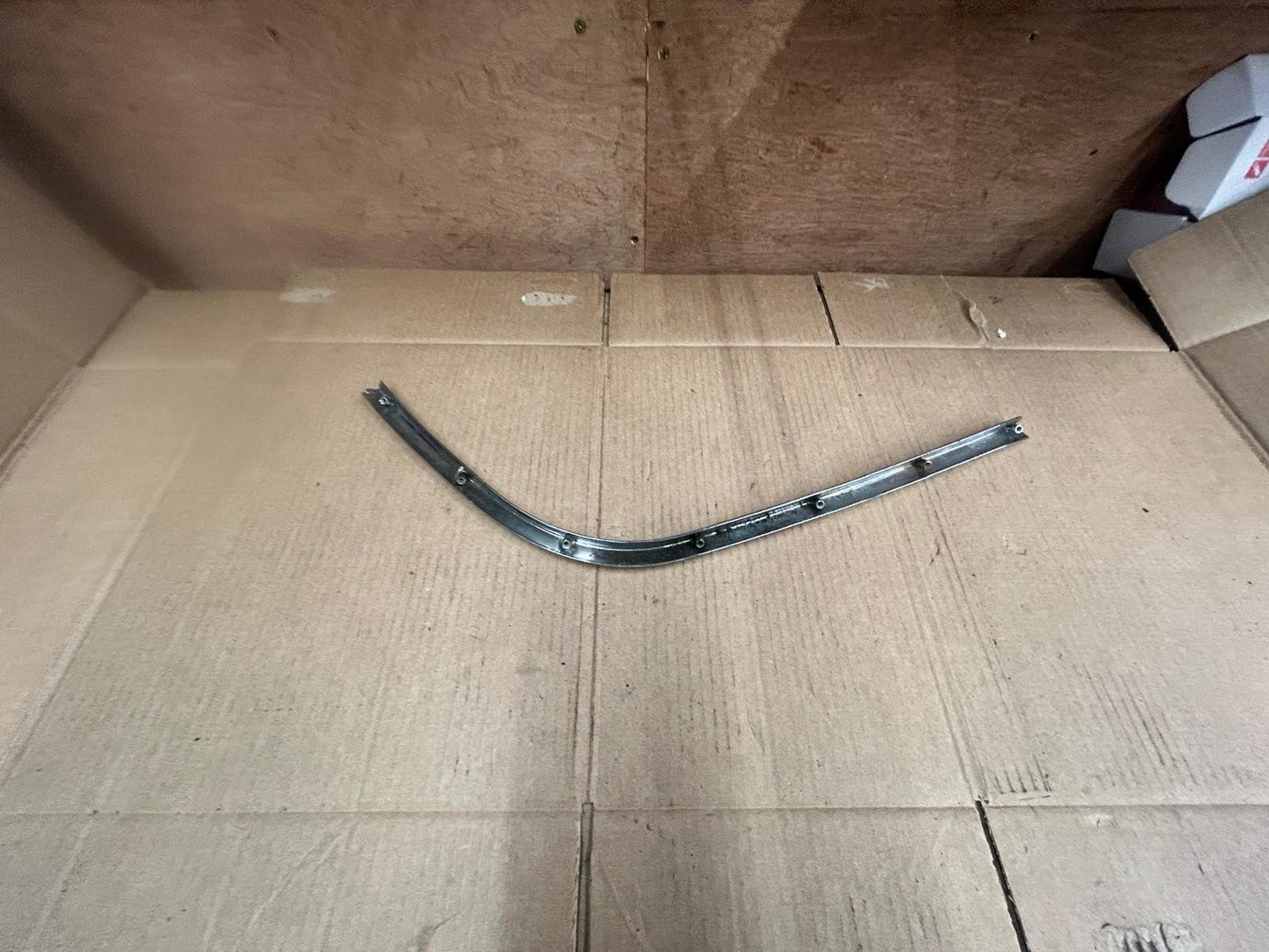 2013 - 2017 Vespa Primavera 50 125 150 Side Beading | 673641
