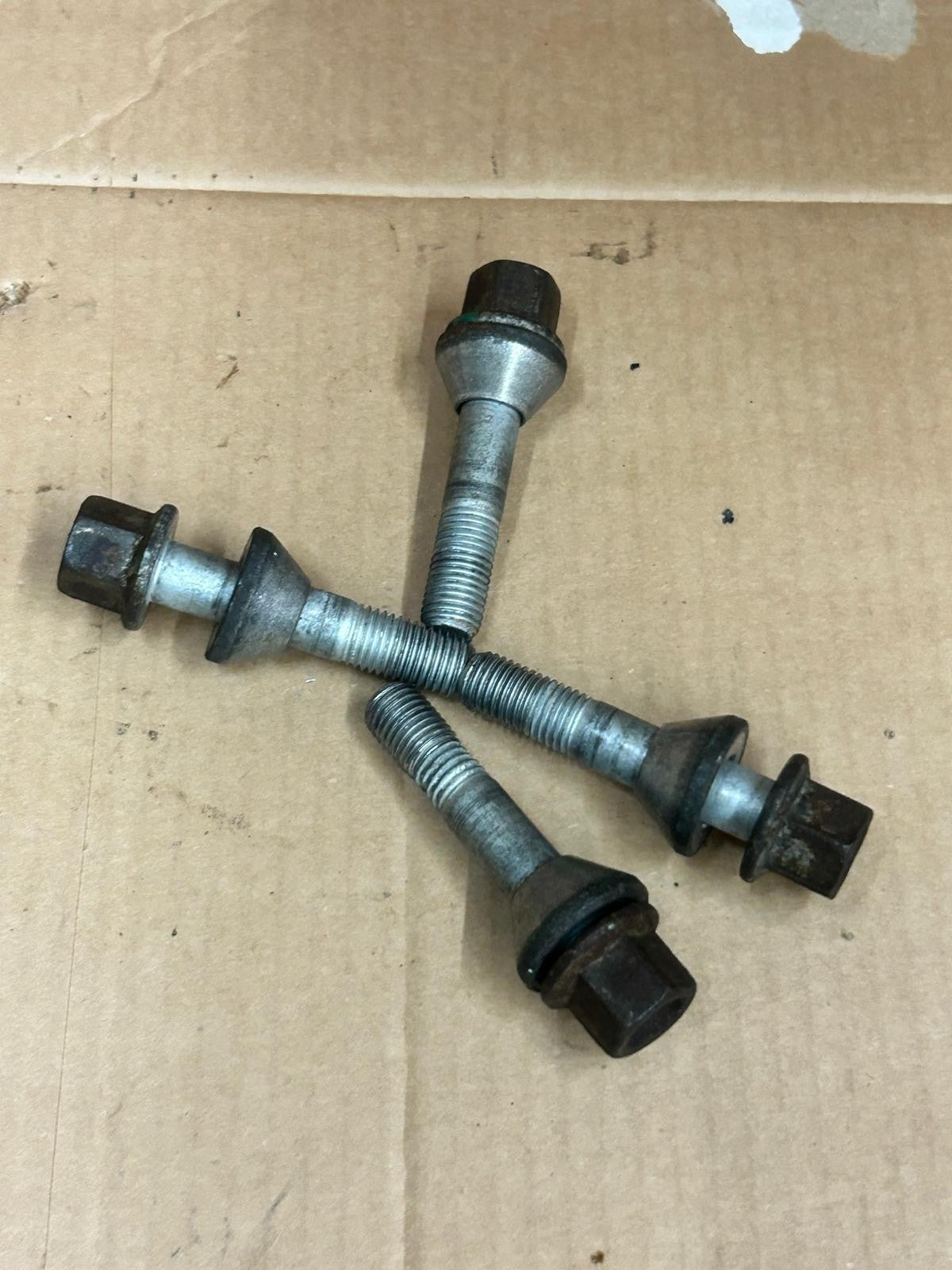 1985 - 1995 BMW K75s Rear Wheel Bolts