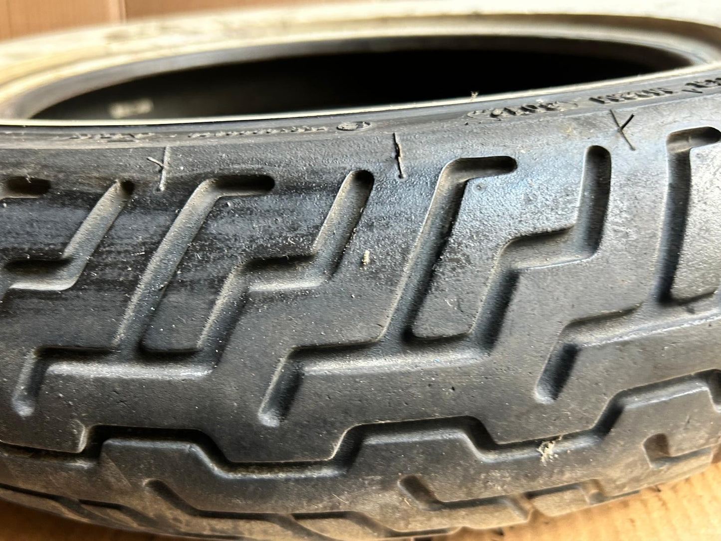 Dunlop D402F MT90B16 72H Harley Davidson Motorcycle Tyre
