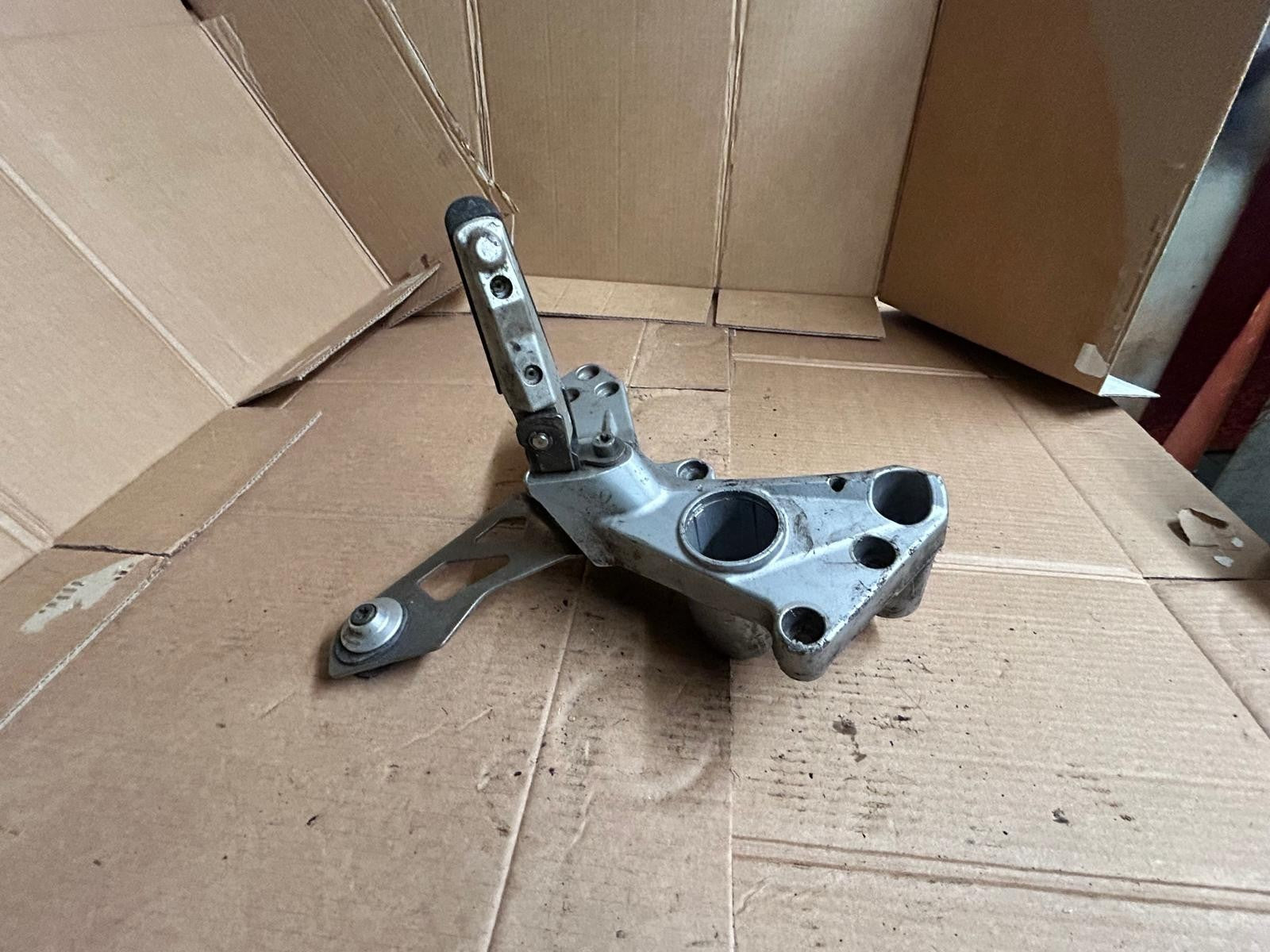 2011 - 2016 Genuine BMW C600 Sport Right Side Frame Support | 7725450