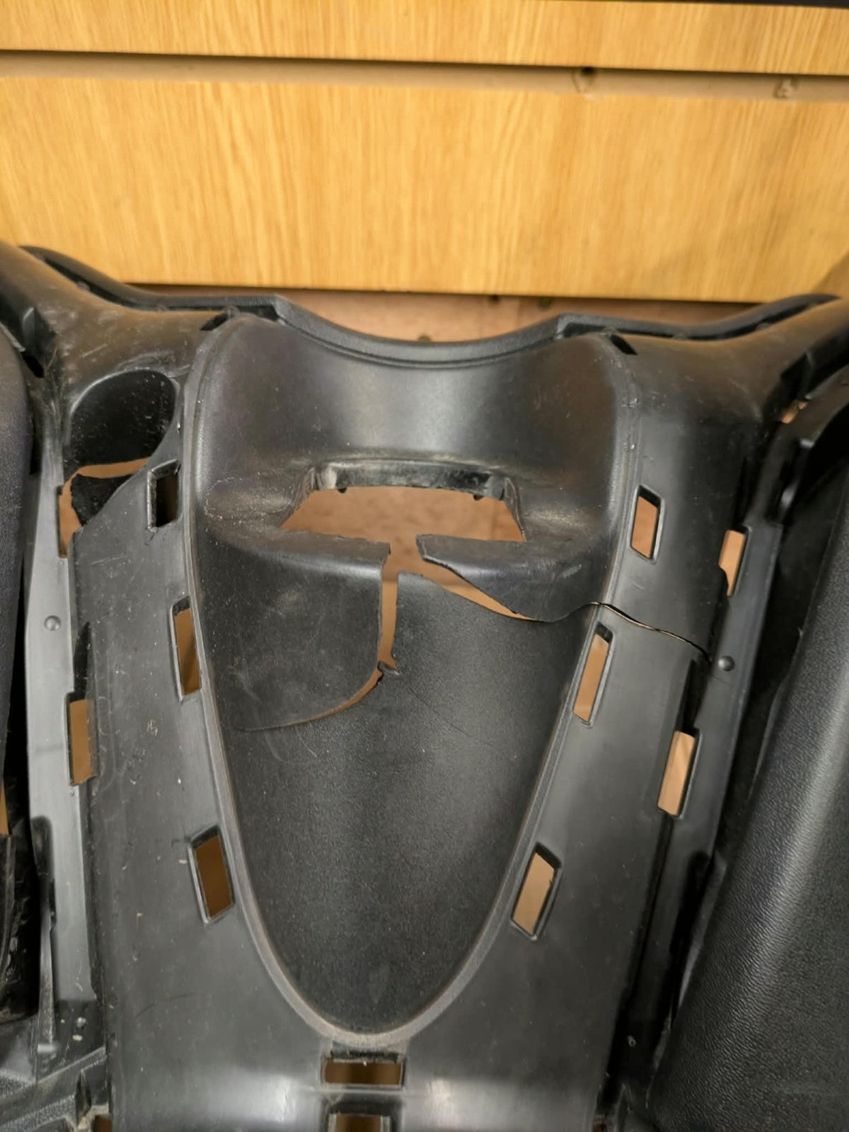 2021 Yamaha Xmax 125 Leg Shield | BL1-F8311-01