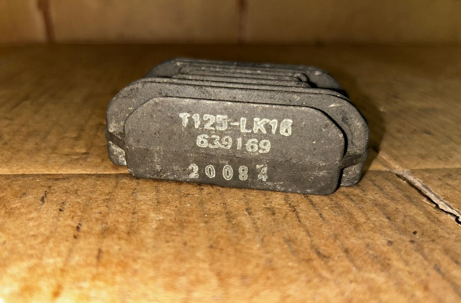 T125-LK16 | 639169  | 2010 Piaggio Liberty 125 Voltage Regulator Rectifier