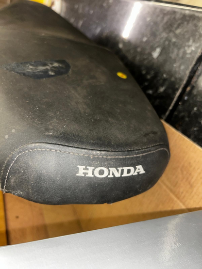 2006 - 2012 Honda PES 125 Complete Seat/Saddle | 77200-KTZ-D000