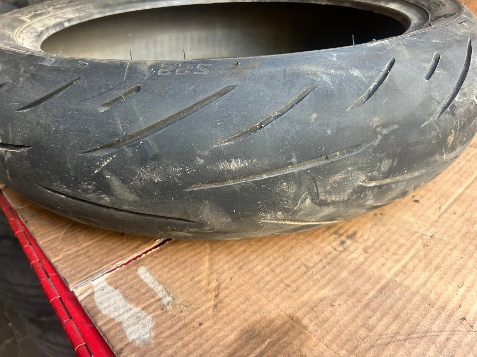 Bridgestone Battlax Hypersport S22R Motorcycle Tyre 150/60/17
