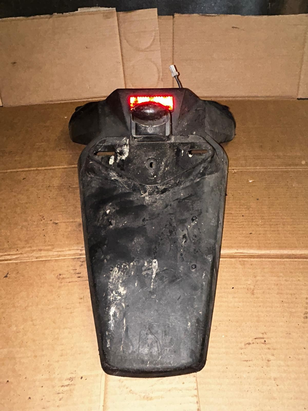 2011 - 2012 Yamaha YP125R Rear License Plate Bracket Fender | 37P-F1685-00