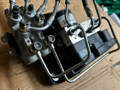 2019 - 2022 Piaggio MP3 500 ABS Pump | 1002145064