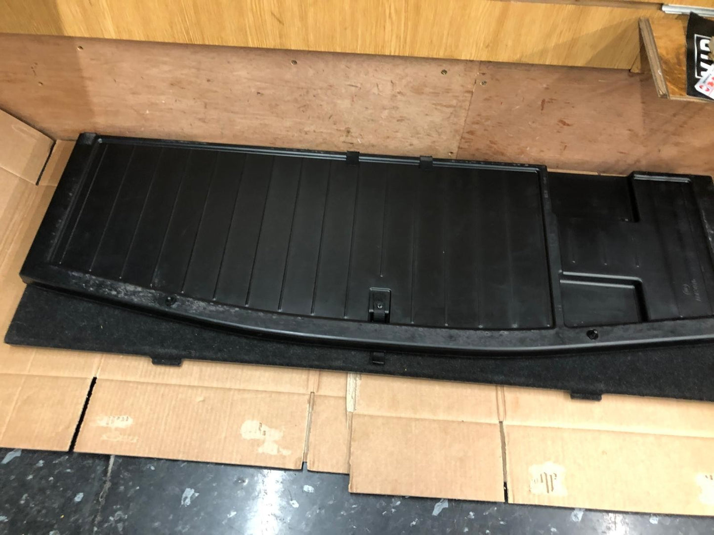 2014 Mitsubishi Outlander GX 4h PHEV Boot Liner | 7646A182 A083976