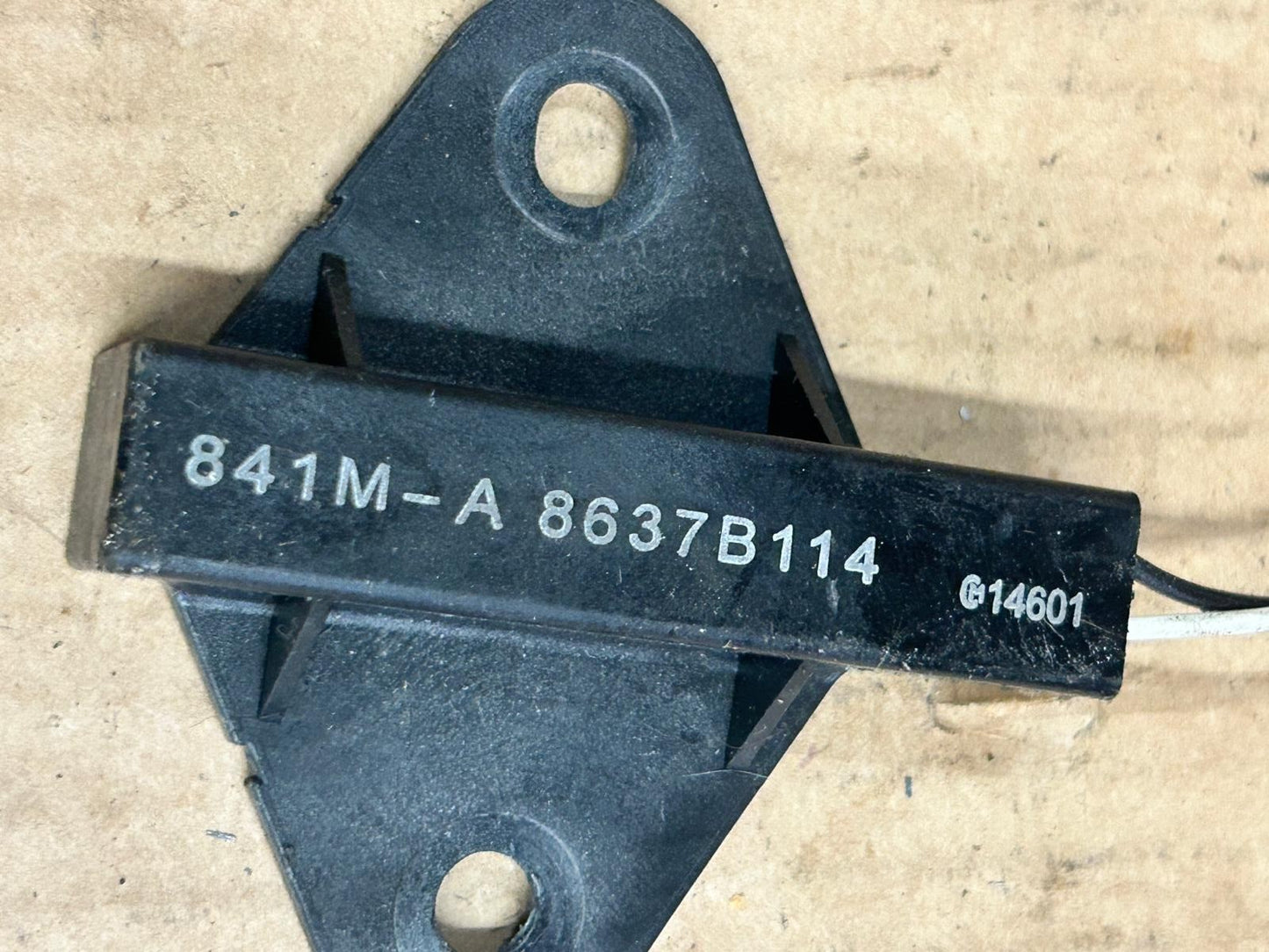 2014 Mitsubishi Outlander Keyless Entry Antenna | 841M-A 8637B114
