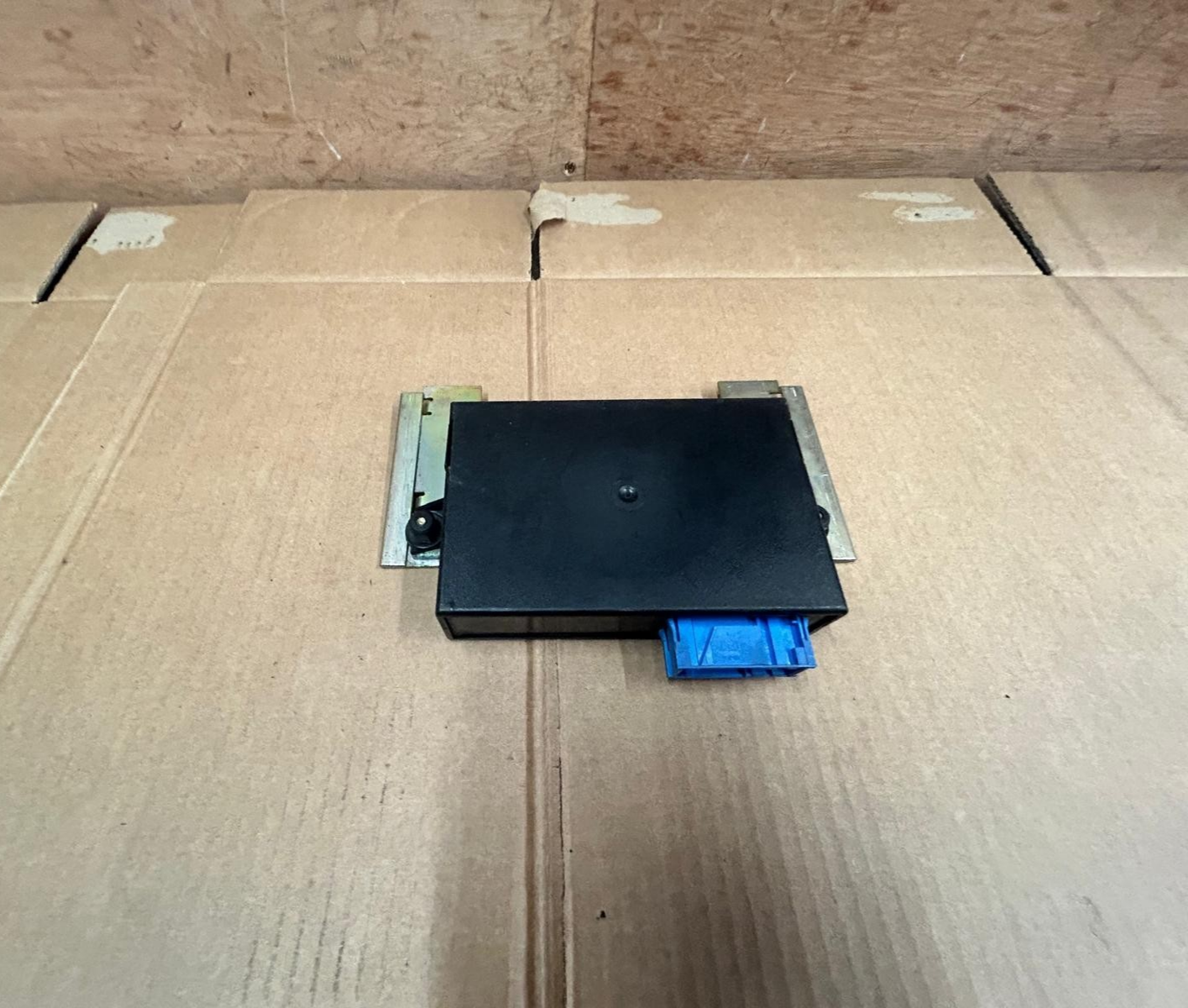 Genuine BMW 7 Series E38 Cruise Control Control Module | 65718352613