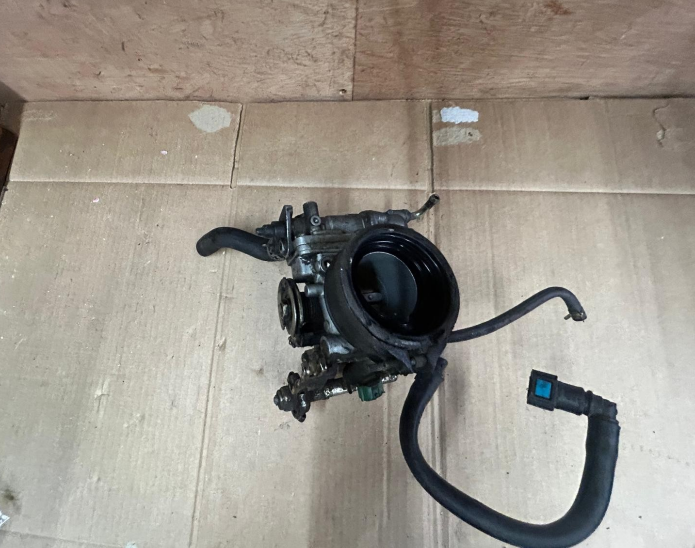 Genuine 2005 Yamaha XT660 Throttle Body