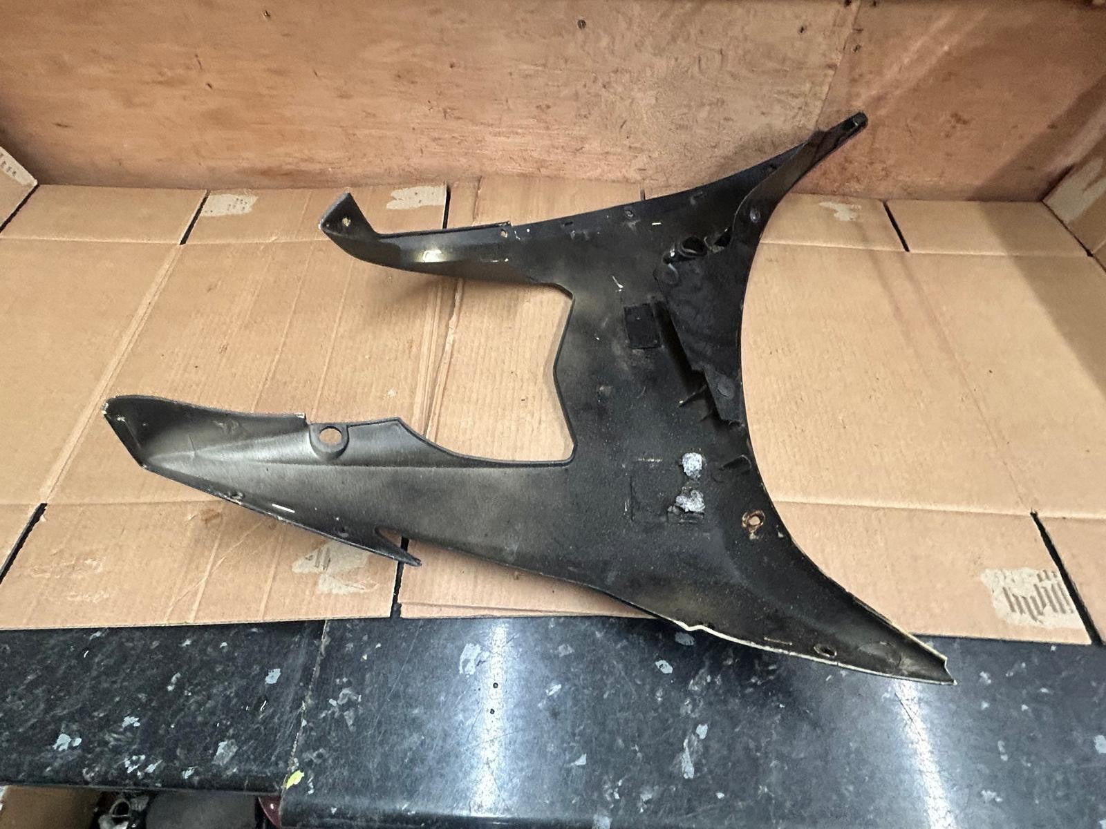 2003 - 2005 Yamaha YZF R6 Left Mid Fairing