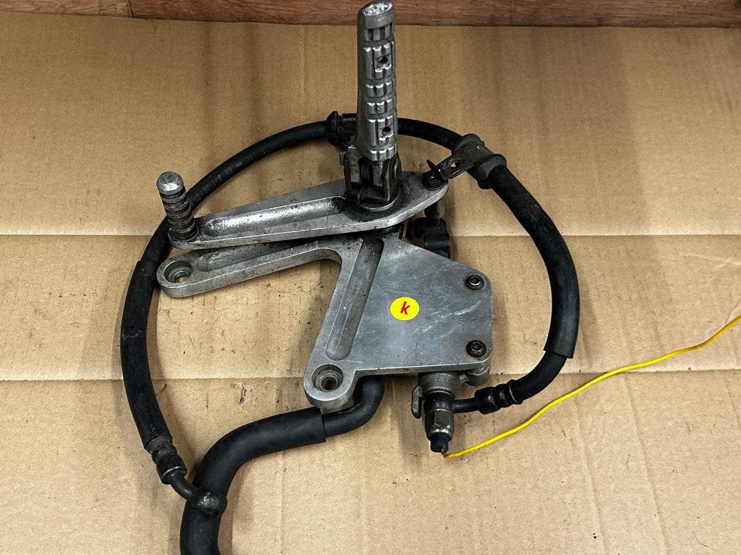 1999 Honda CB600F Hornet Right Footrest Brake Assembly & Gear Selector