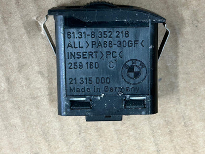 Genuine BMW 7 Series E38 Headlight Intensity Regulator Switch | 61318352216