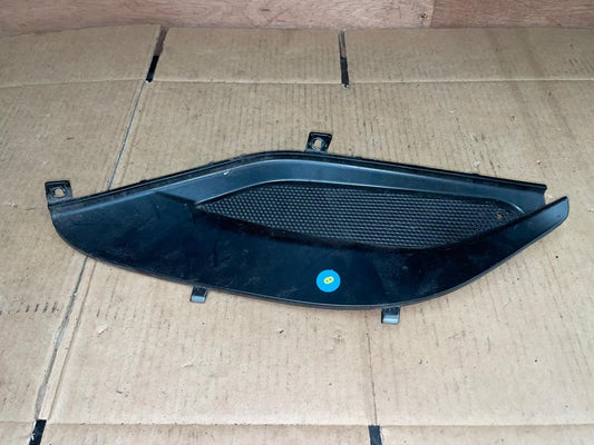 Piaggio MP3 300 Yourban Sport Right Floorboard Infill Fairing Panel | 657396