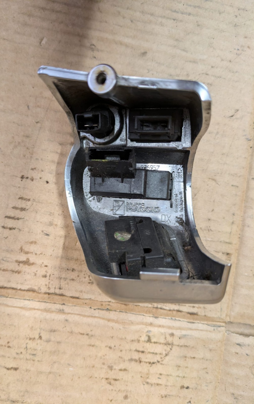 Piaggio MP3 Right Side Handlebar Switch | 656957
