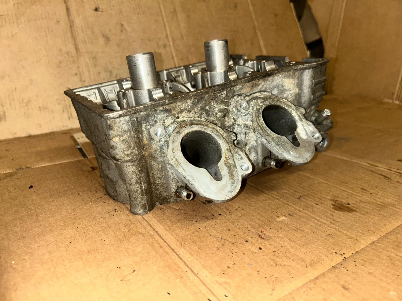 BMW C650GT Cylinder Head | 7729534 16443610
