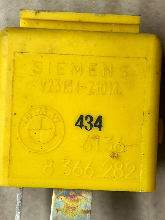 Genuine BMW 7 Series E38 Relay Yellow | 61368366282