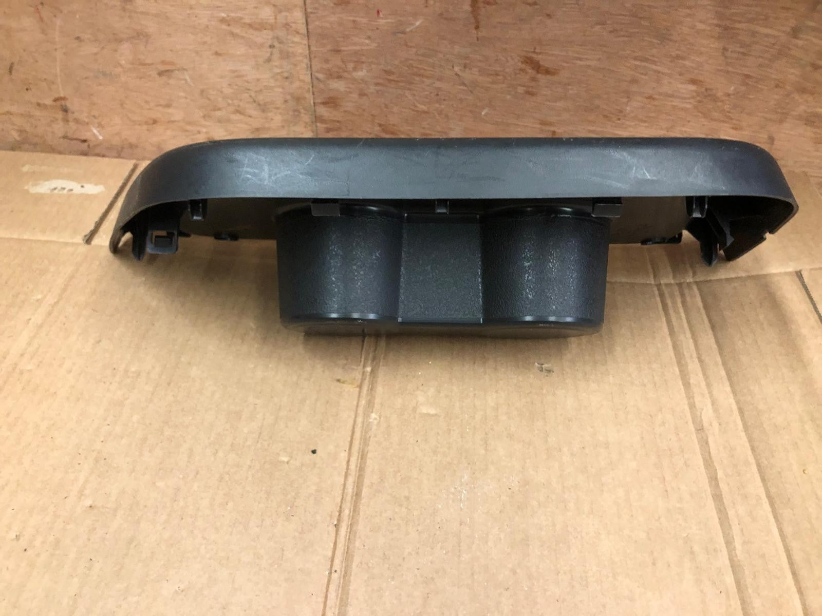 2014 Mitsubishi Outlander GX 4h PHEV Cup Holder | 7230A768ZZ