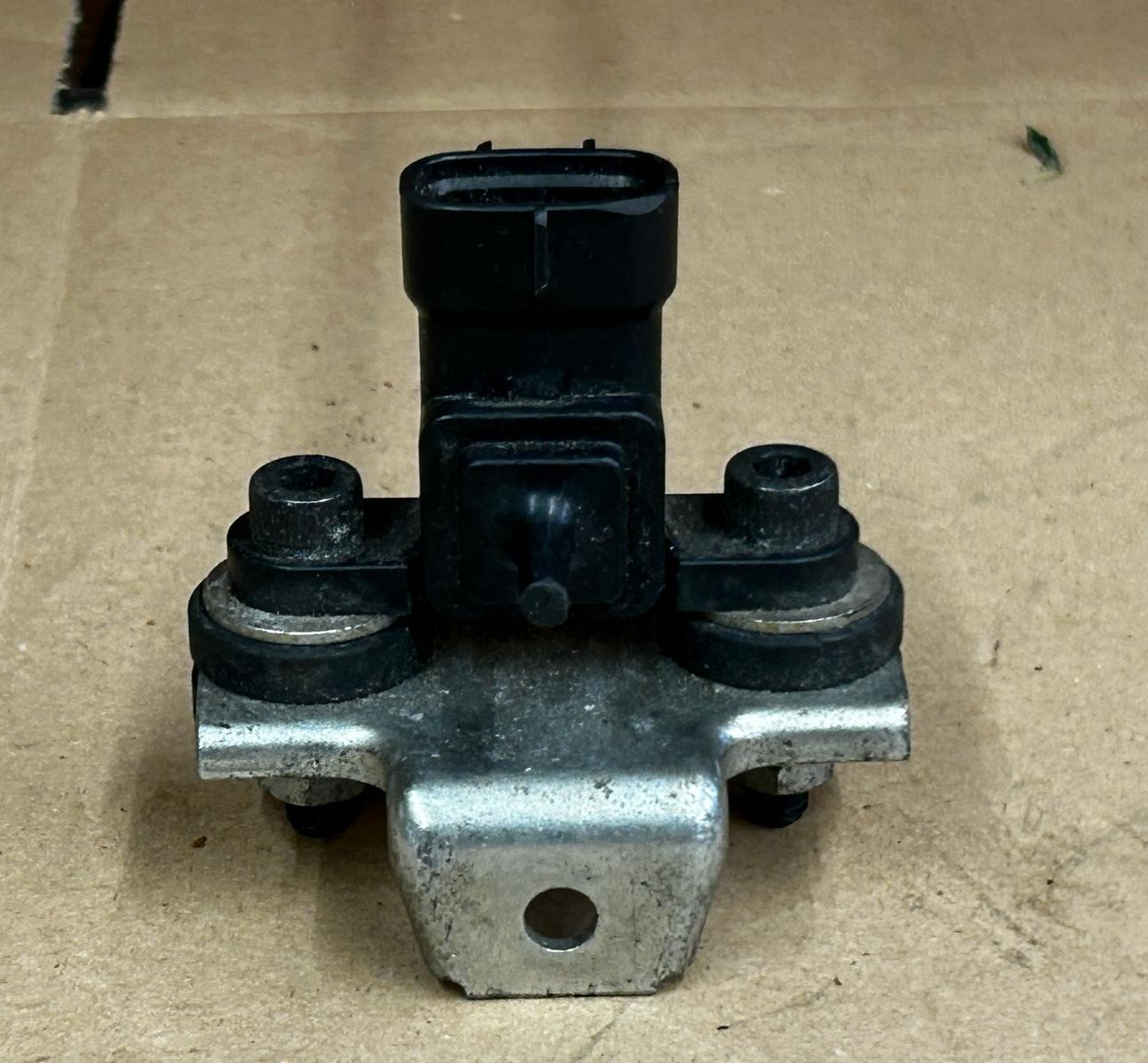 2006 - 2009 Yamaha YP 125R Xmax MAP Air Pressure Sensor