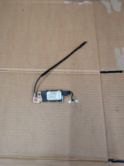 2011 Audi A3 S Line Antenna Booster Module | 8P4035225C