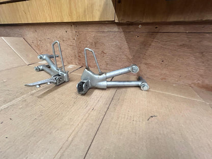 Suzuki GSF 600 Bandit Rear Left & Right Footrests