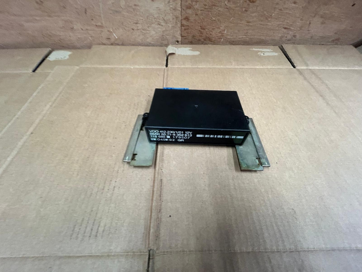 Genuine BMW 7 Series E38 Cruise Control Control Module | 65718352613