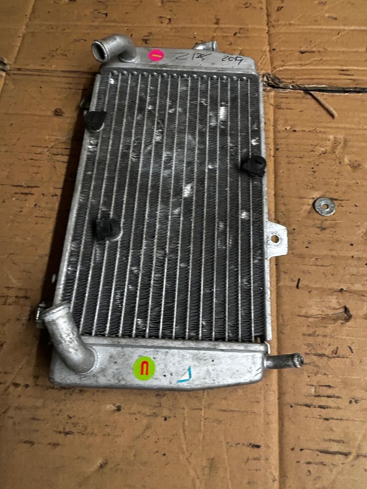 2022 Piaggio MP3 300 LT Yourban Radiator