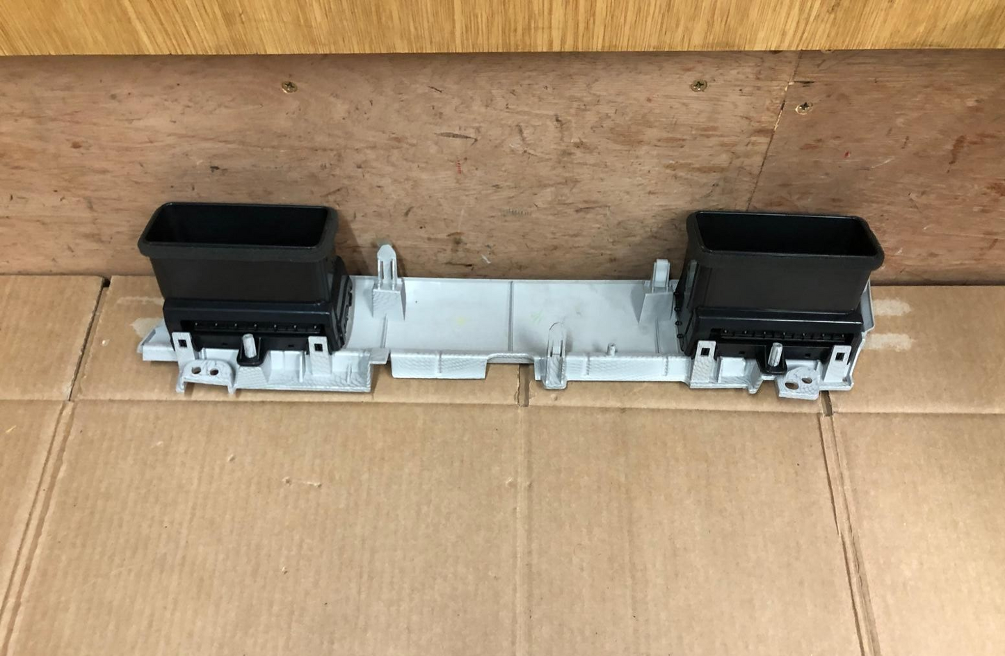 2014 Mitsubishi Outlander GX 4h PHEV Air Vent Dashboard Panel Trim | 8055A056YA