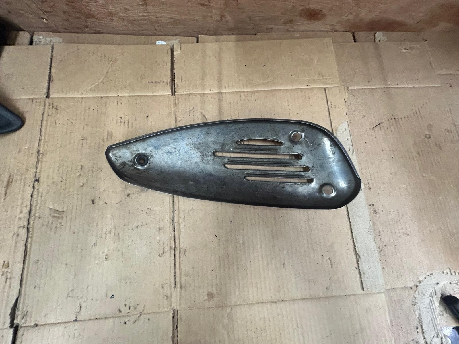 Vespa ET2 ET4 Chrome Exhaust Heat Shield