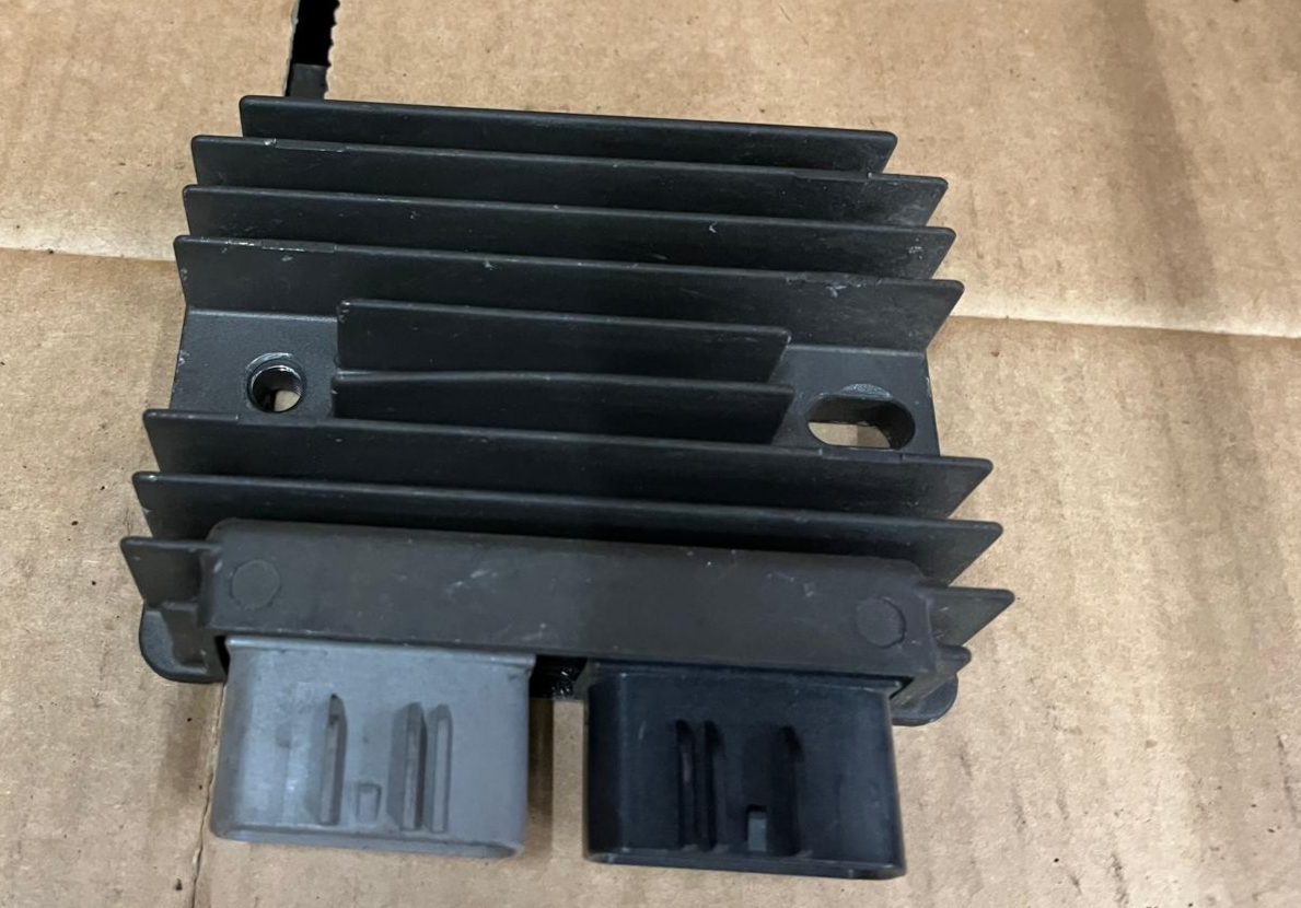 2022 PIAGGIO MP3 300 Regulator/Rectifier | 1A012332