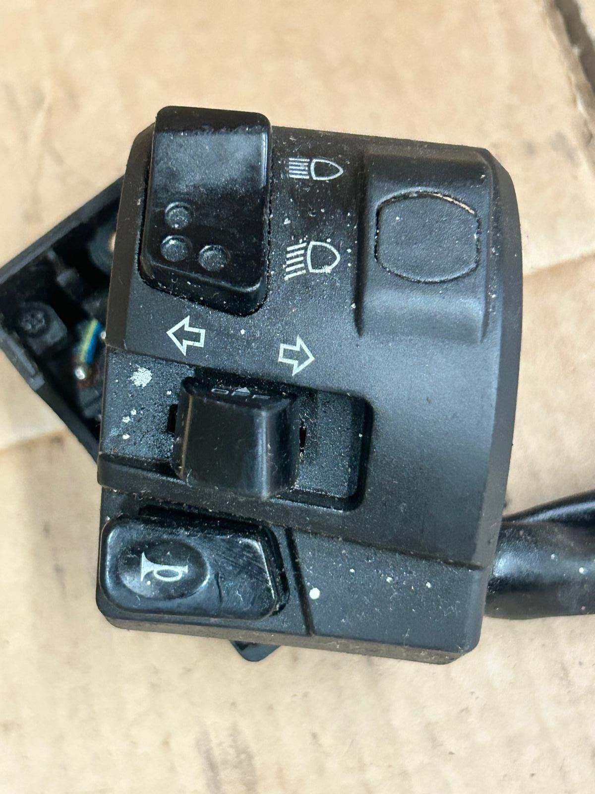 2018 - 2020 Kawasaki Z 125 Left Side Handlebar Switch
