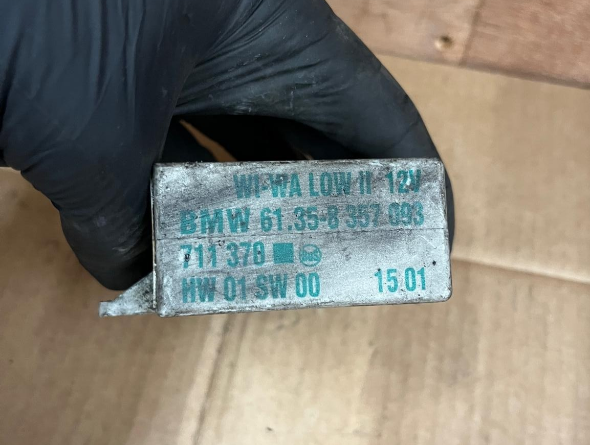 BMW E36 Windshield Wiper Control Unit | 61358357093