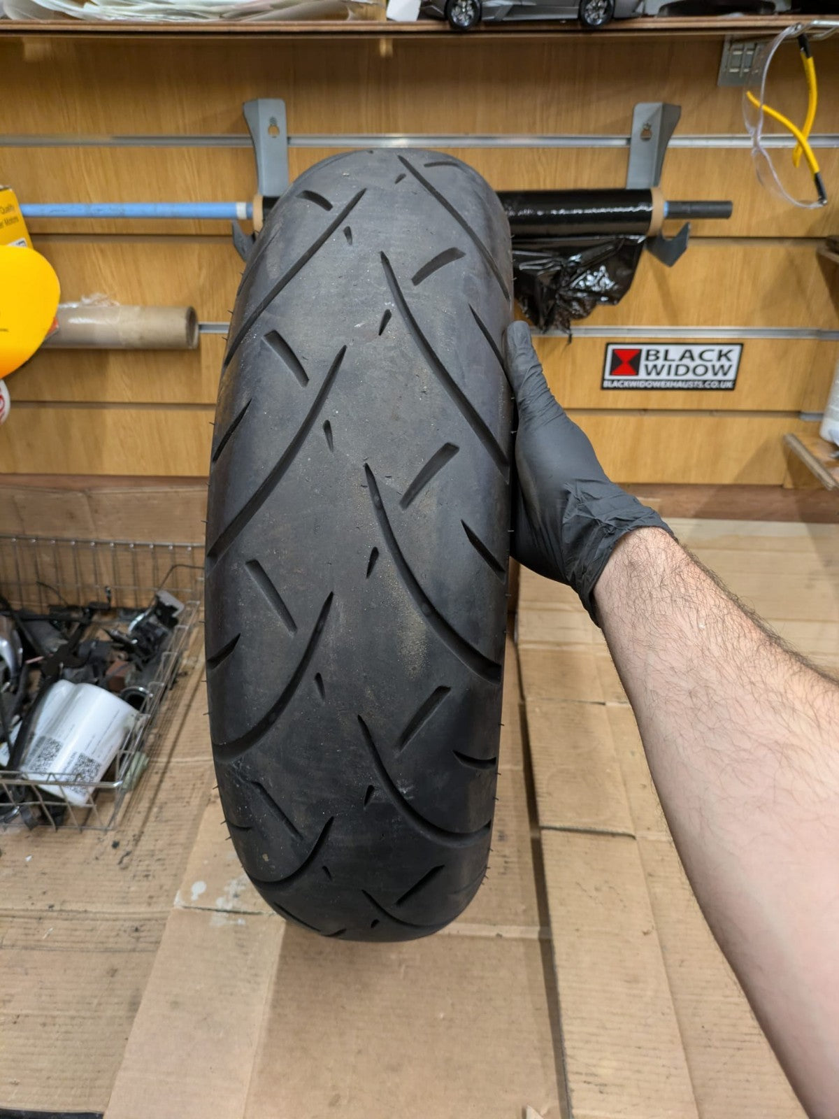 Metzeler ME888 Marathon Ultra Motorcycle Tyre 180/65/16 Reinforced