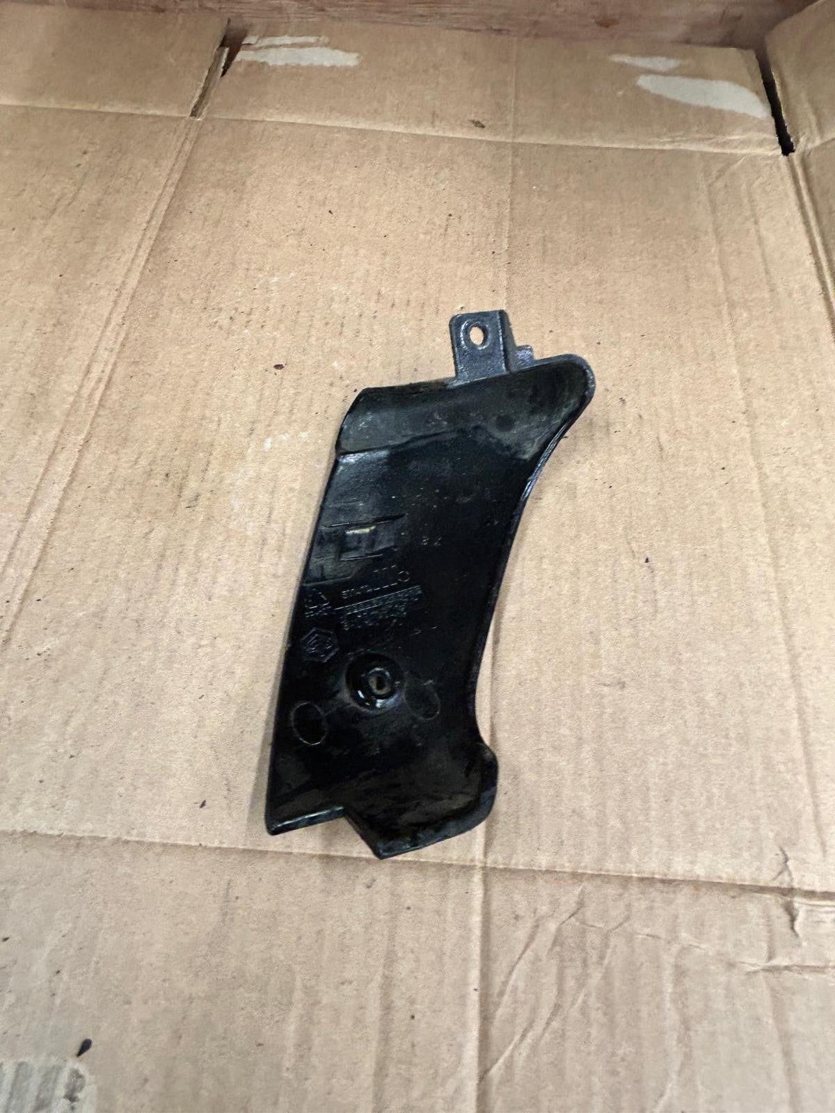 2014 Piaggio Vespa GTS 125 Spoiler Right Side Cover | 577474