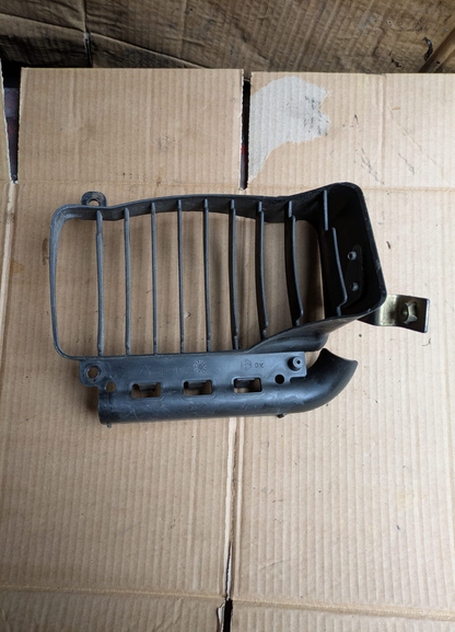 Vespa GTS Right Side Radiator Grill | 10127