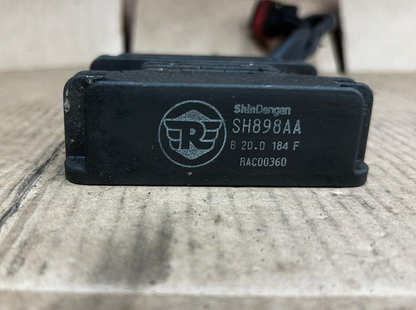 SH898AA | 2021 Royal Enfield Meteor 350 Voltage Rectifier Regulator